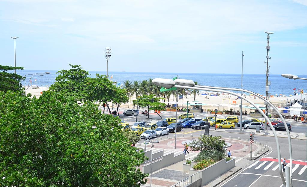 Copacabana Beach 48 *