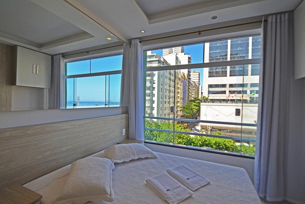 Copacabana Beach 48 *